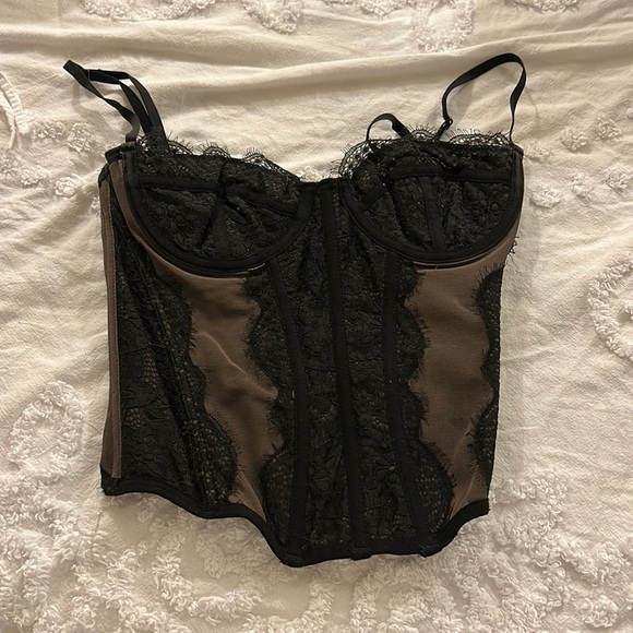 Modern Love Corset - Picture 1 of 2